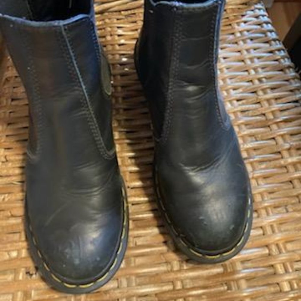 Dr martin size 7 fits like 7.5 maybe